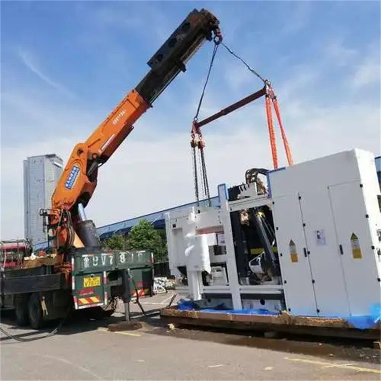 围场附近小吊车联系方式|8-16吨|本地及时服务